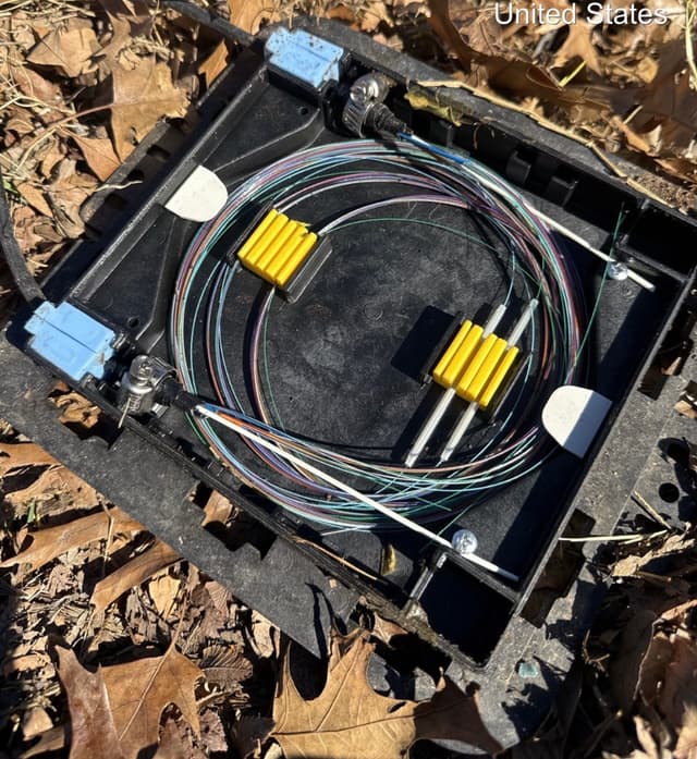 PLP splice tray organized